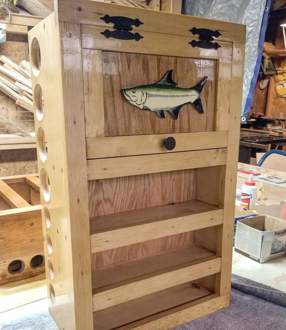 Kinniconnick Fly Rod & Reel Cabinet - Saltwater