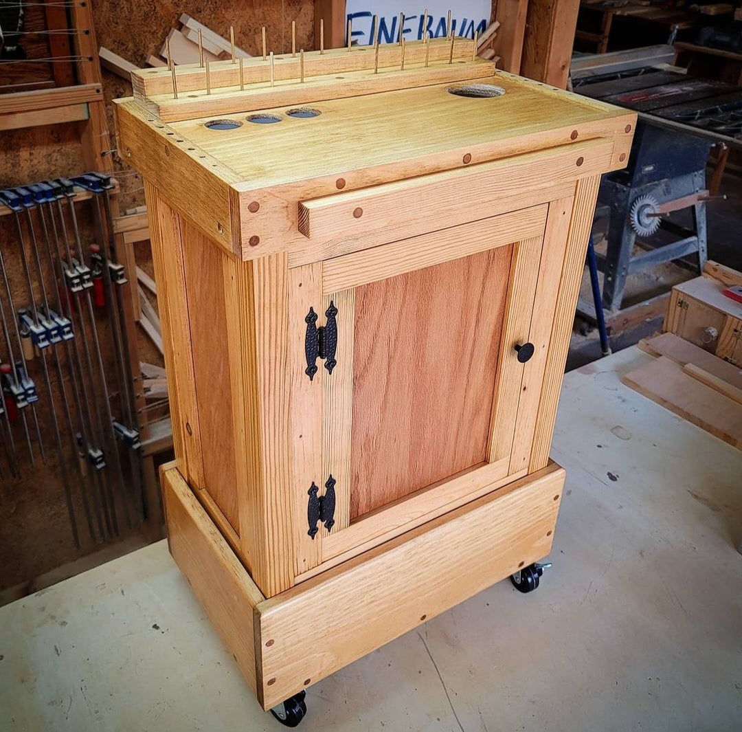 The Dix Portable Fly-Tying Table - Inside Shelves